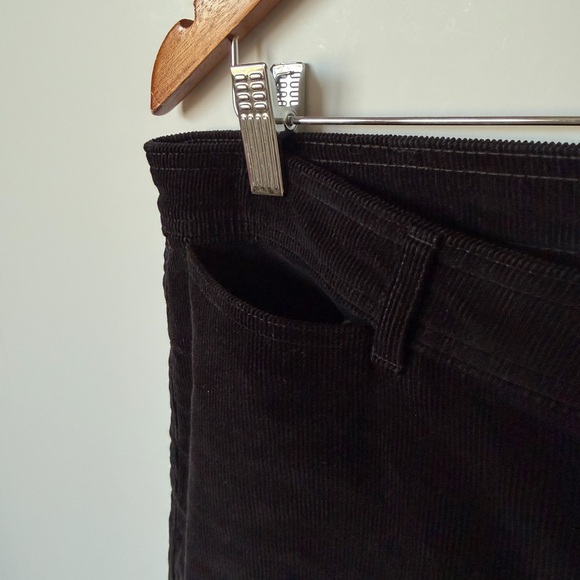 Everlane Baby Cord Relaxed Straight Pants - Picture 5 of 8